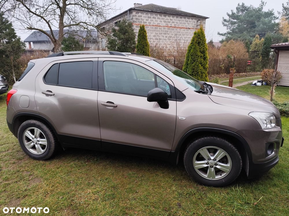 Chevrolet Trax 1.6 LS - 26