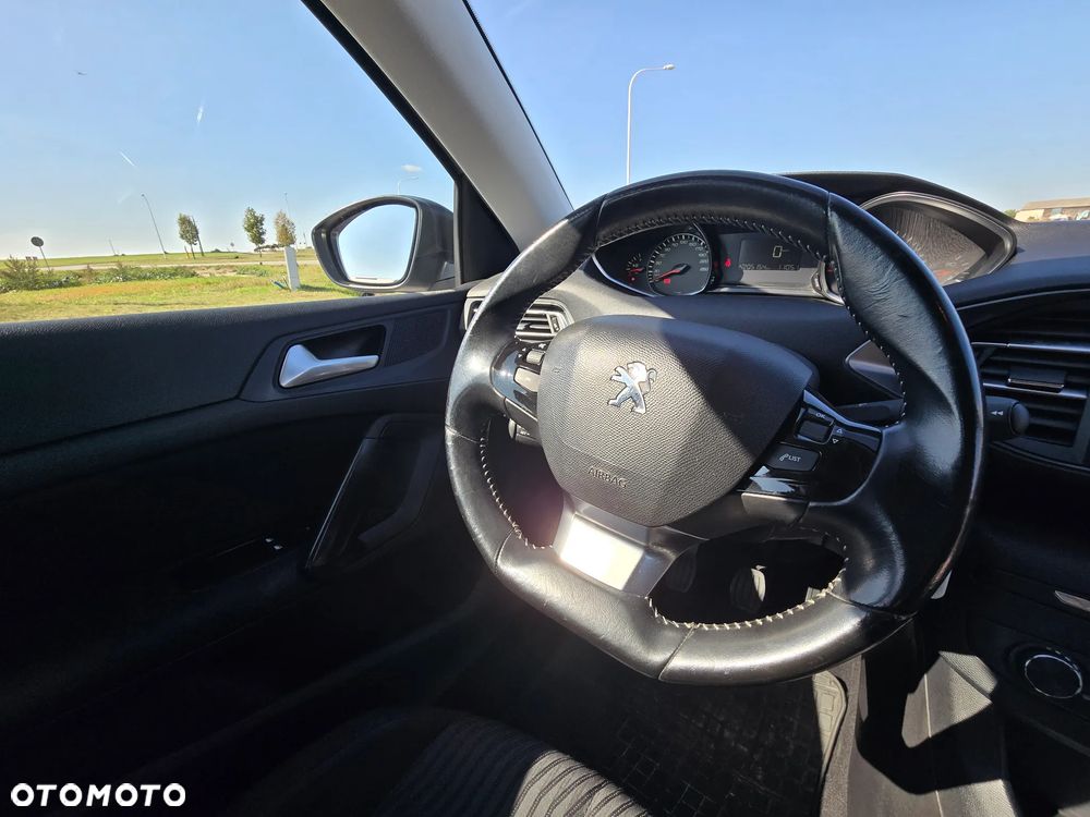 Peugeot 308 1.6 BlueHDi Access S&S - 33
