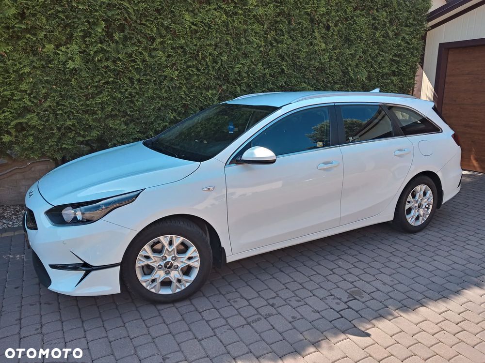 Kia Ceed 1.5 T-GDI M - 2