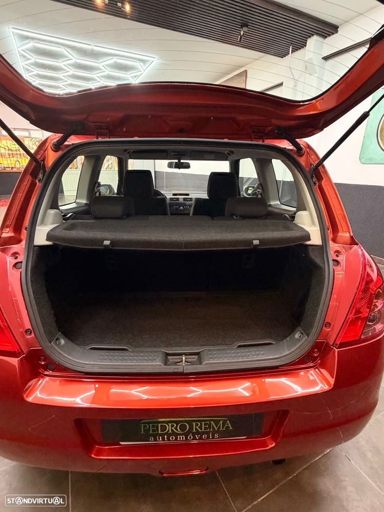 Suzuki Swift 1.3 DDiS GLX - 37