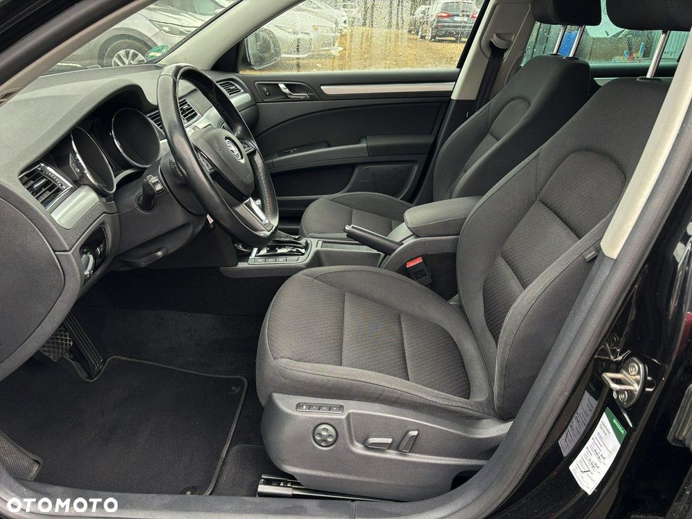 Skoda Superb 2.0 TDI DSG Exclusive - 12