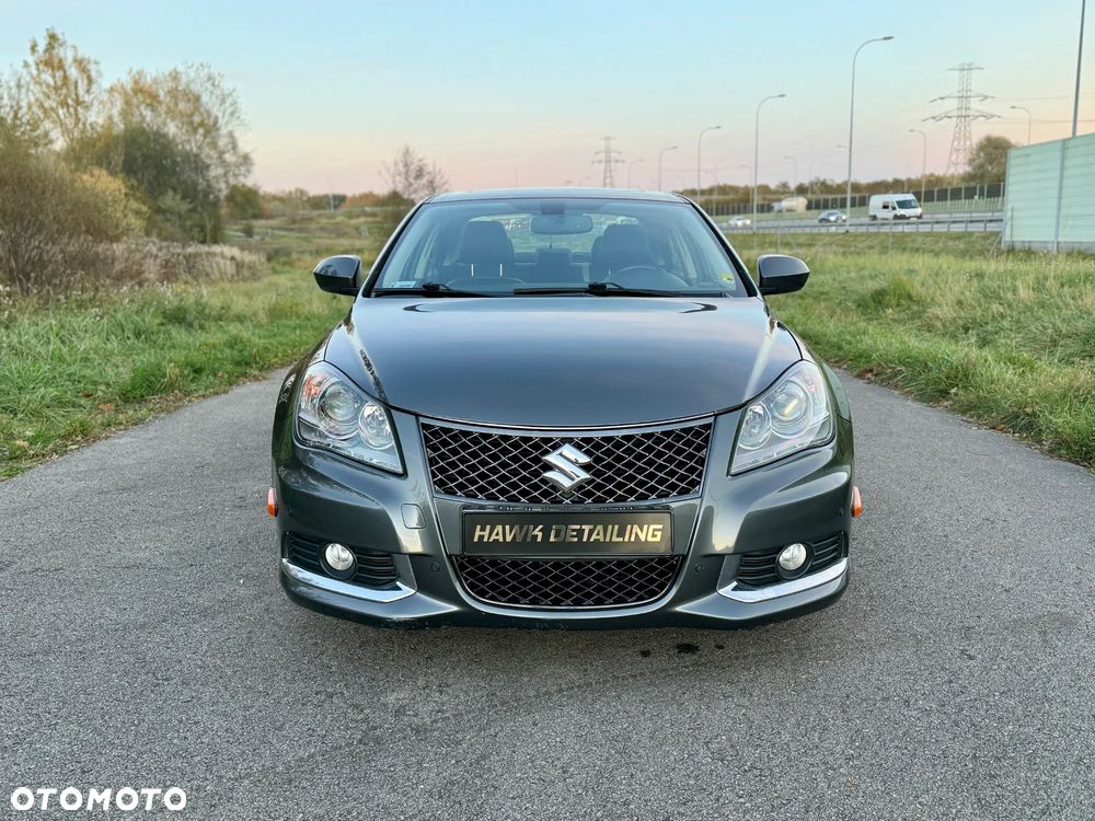 Suzuki Kizashi 2.4 Sport 4WD CVT - 2