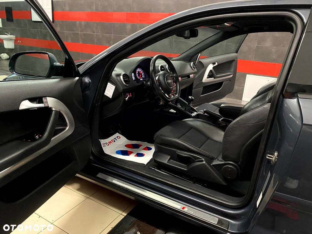 Audi A3 3-drzwiowe 2.0 TDI DPF S Line Sportpaket plus - 14