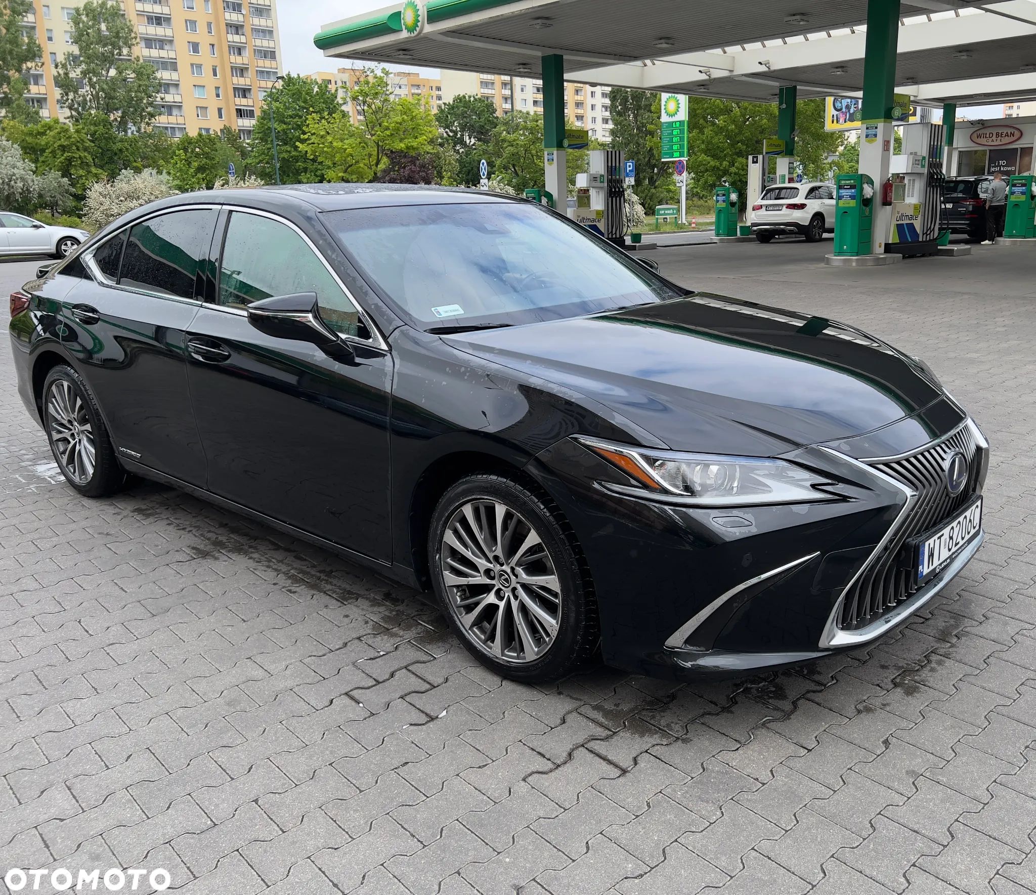 Lexus ES 300h Business Edition + - 1