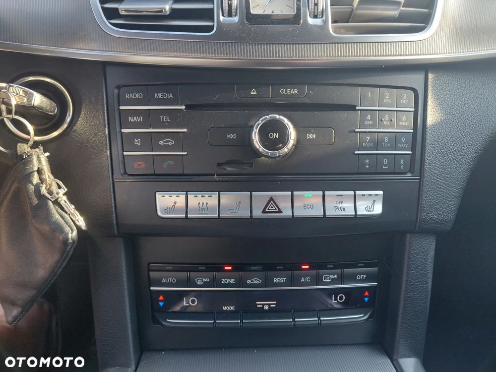 Mercedes-Benz Klasa E 400 4Matic 7G-TRONIC Elegance - 10