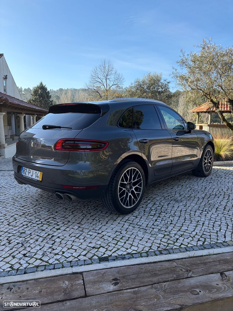 Porsche Macan S - 36