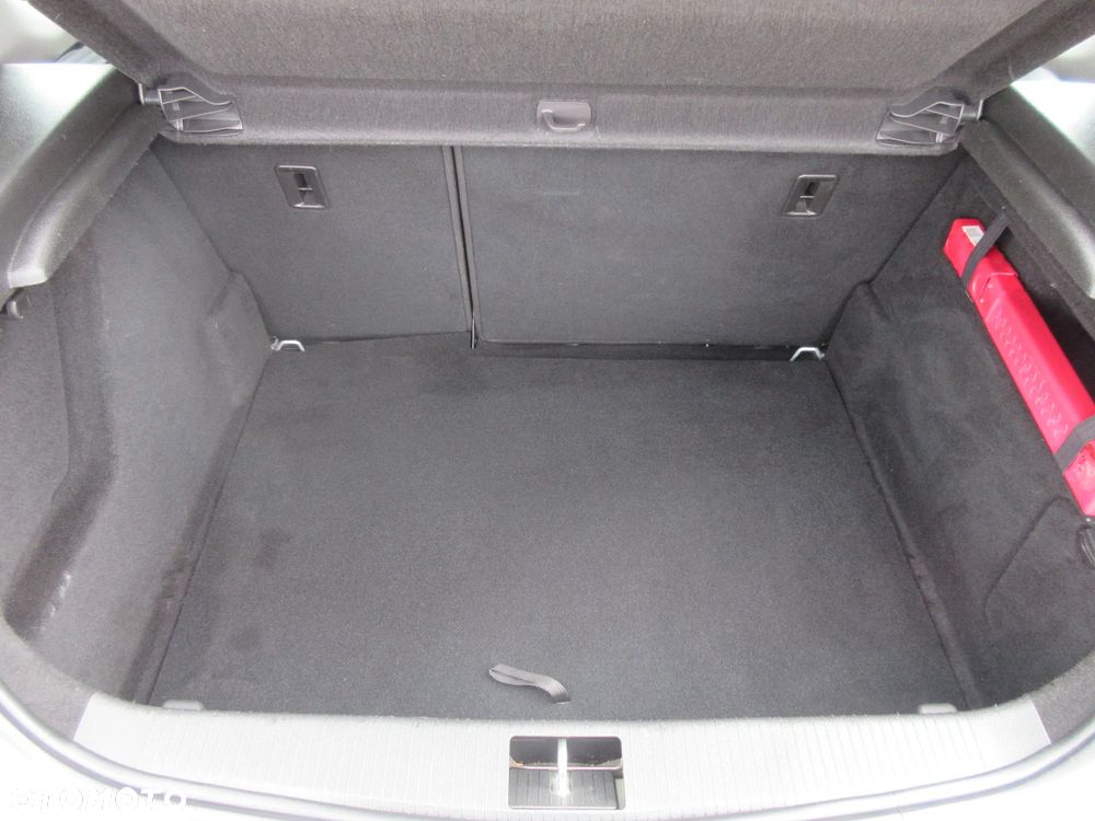 Opel Astra 1.6 Cosmo - 21