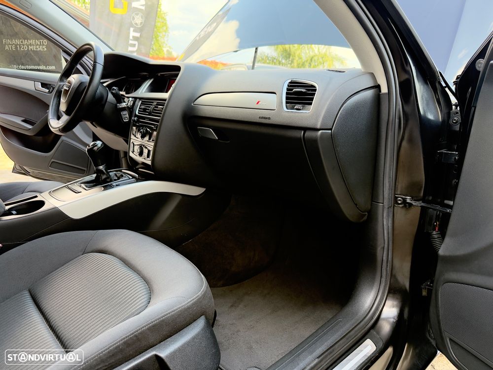 Audi A4 2.0 TDI S-line - 53