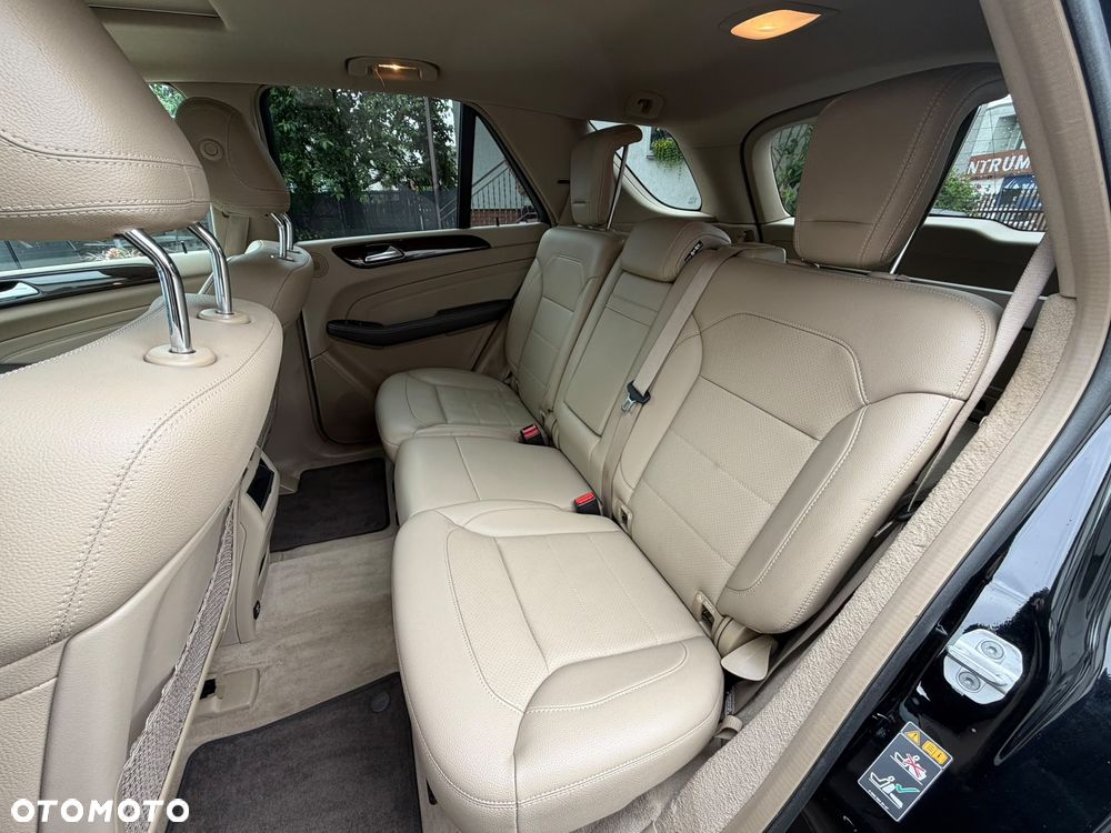 Mercedes-Benz ML 350 BlueTEC 4-Matic - 16