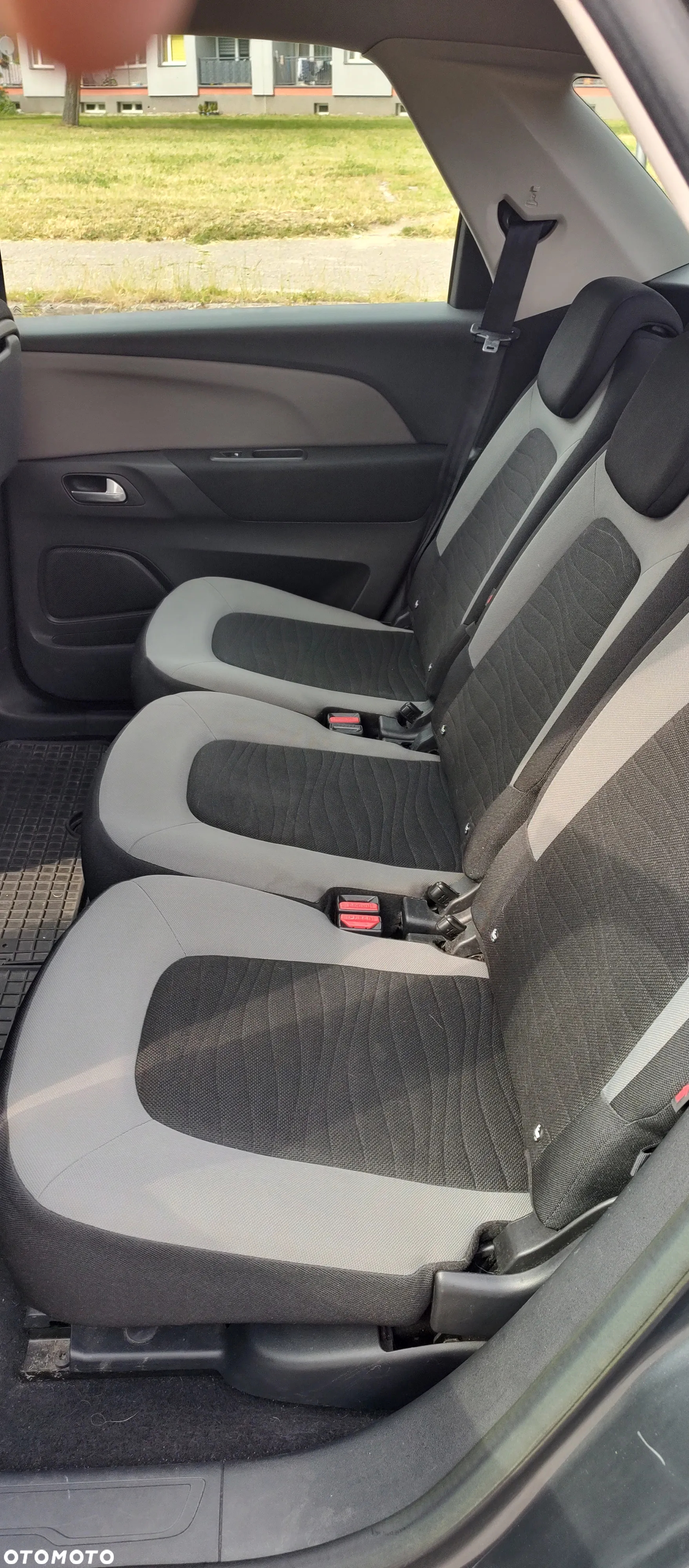 Citroën C4 Picasso e-HDi 115 ETG6 Business Class - 10