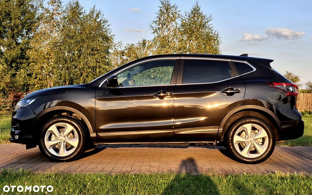 Nissan Qashqai 1.6 DIG-T N-Connecta - 4