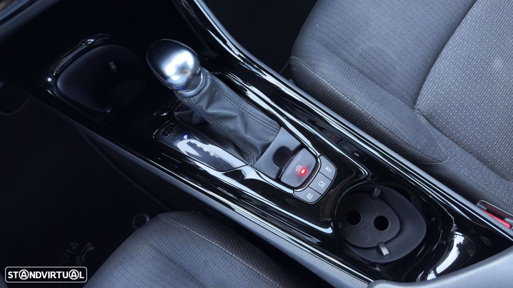 Toyota C-HR 1.8 HSD Comfort+P.Style - 24