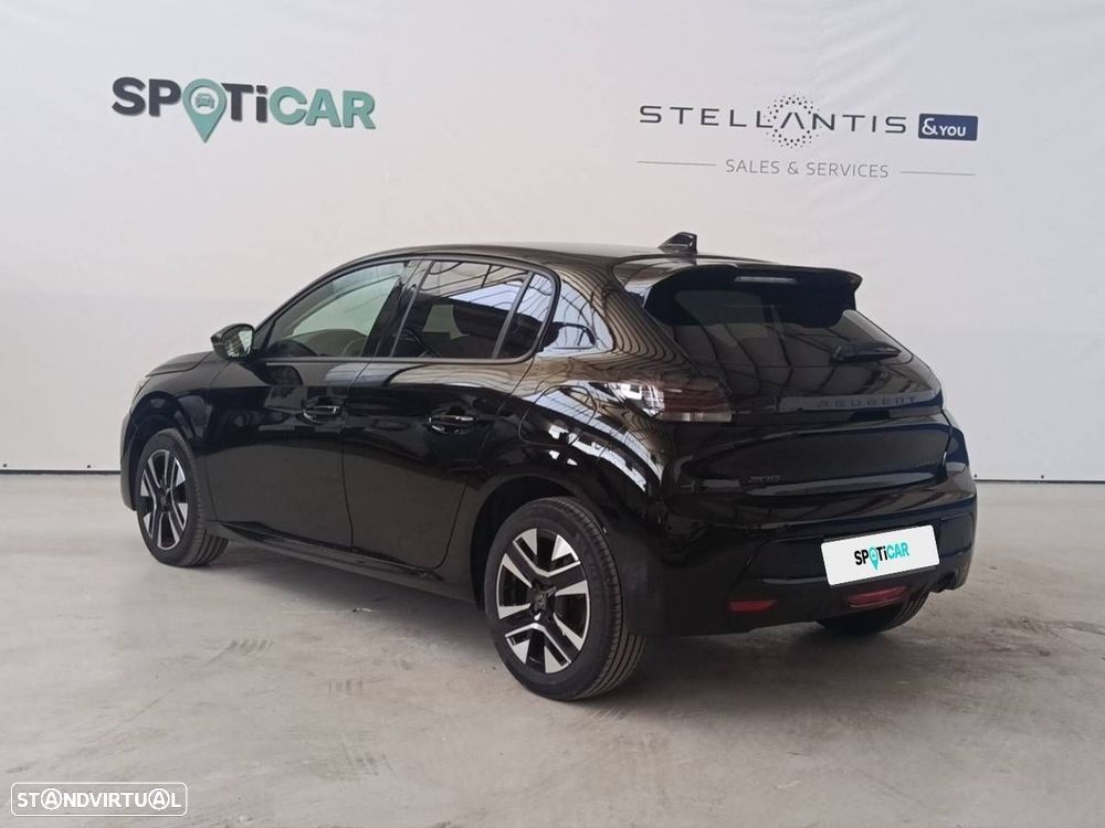 Peugeot 208 1.2 PureTech Allure EAT8 - 5