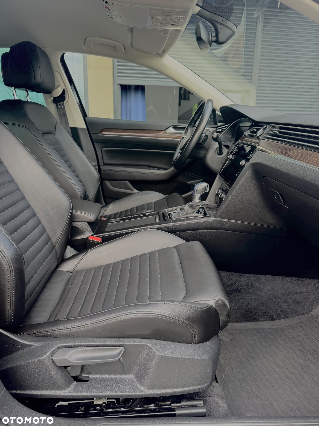 Volkswagen Passat - 20