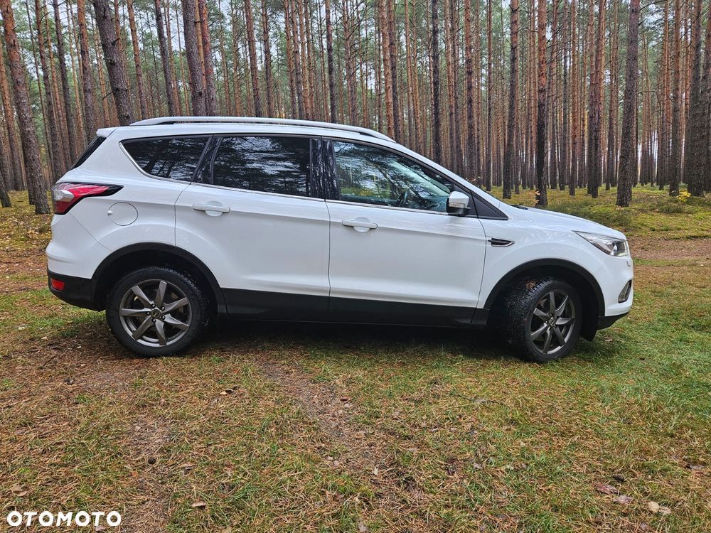 Ford Kuga 2.0 TDCi 2x4 Individual - 9