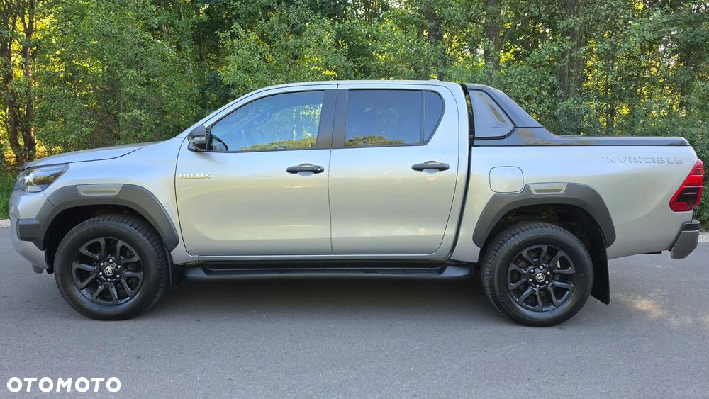 Toyota Hilux 2.8 D-4D Double Cab Invincible 4x4 - 3