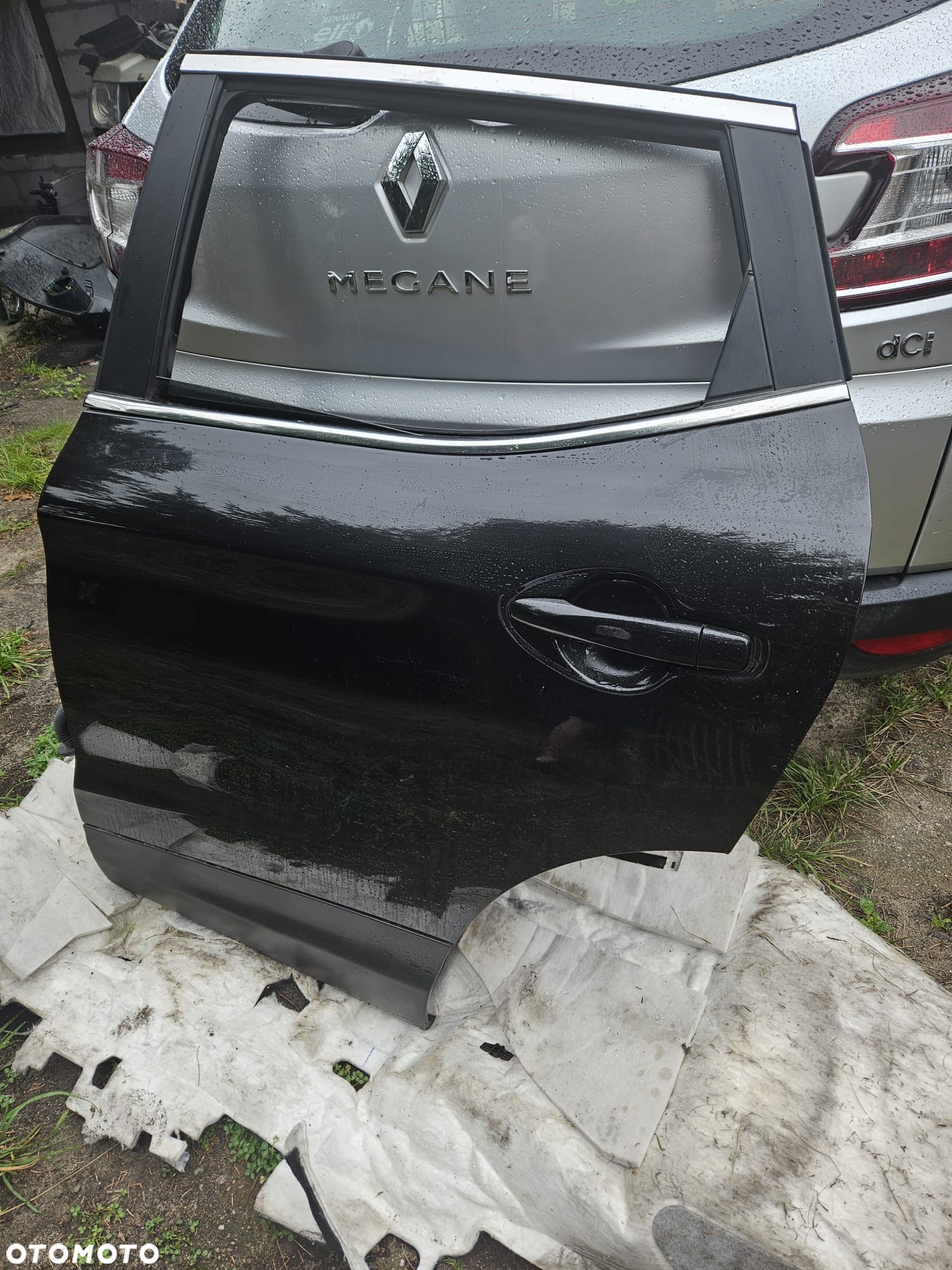 Qashqai J11 drzwi lewe tył tylne Z11G lift 13- - 2
