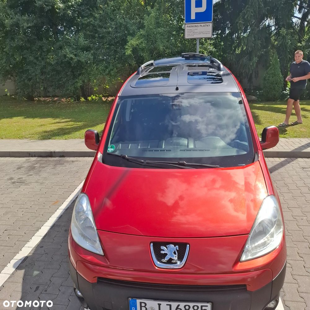 Peugeot Partner 110 Tendance mit Familien-Paket - 1