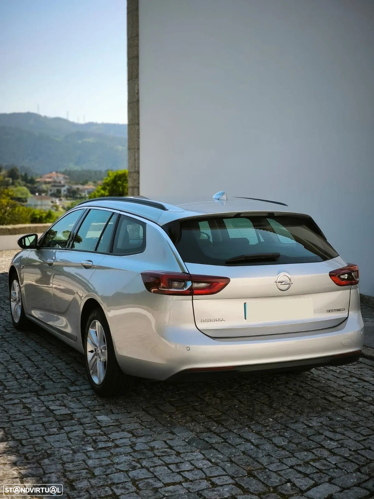 Opel Insignia Sports Tourer 1.6 CDTi Business Edition - 1