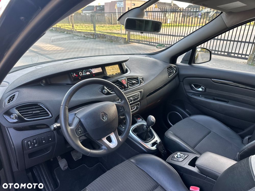 Renault Scenic - 8