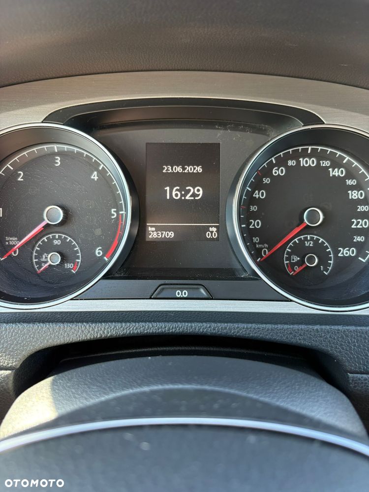 Volkswagen Golf 1.6 TDI Comfortline - 11