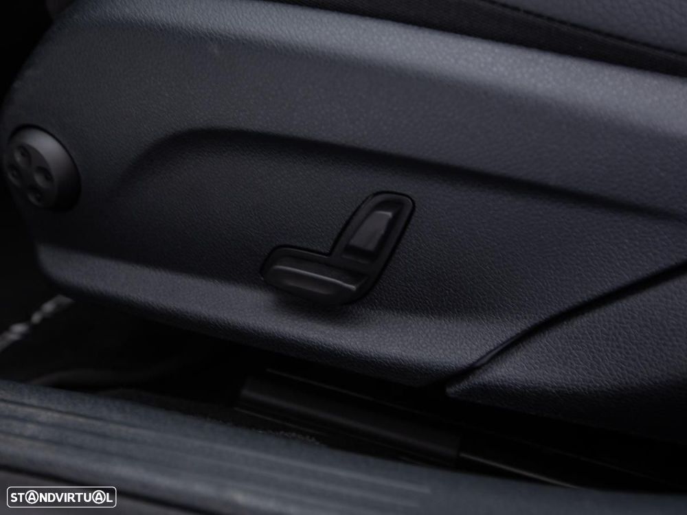 Mercedes-Benz C 300 de T 9G-TRONIC AMG Line - 19