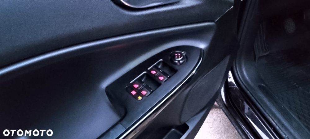 Alfa Romeo Giulietta 1.6 JTDM 16V Business - 14