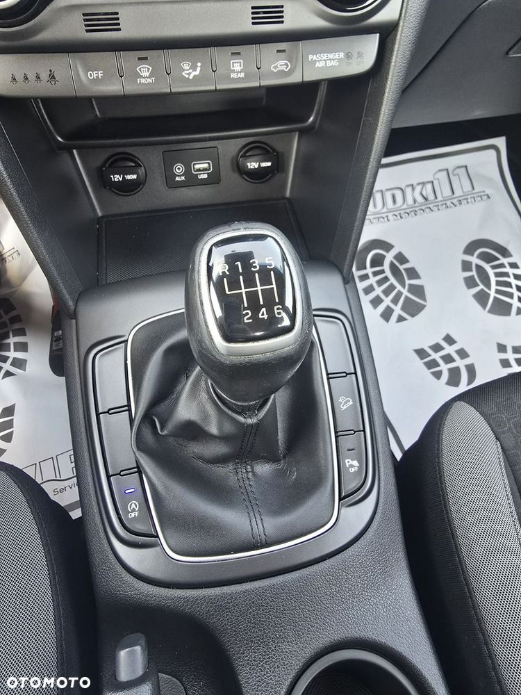 Hyundai Kona - 23