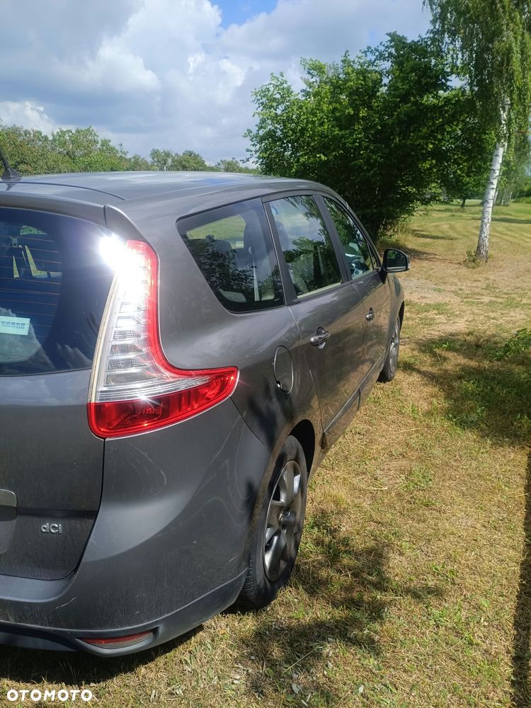 Renault Scenic - 9