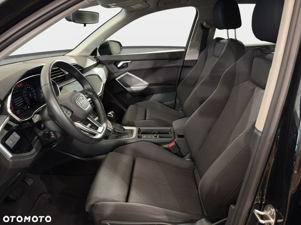 Audi Q3 - 12