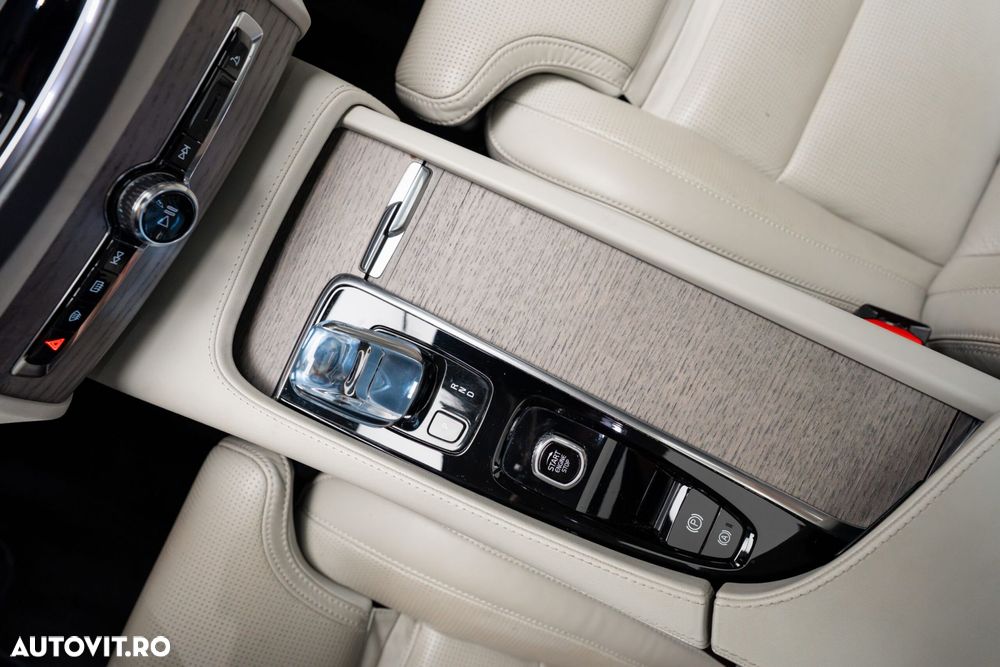 Volvo XC 90 - 15