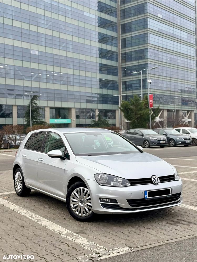 Volkswagen Golf 1.2 TSI BMT Comfortline - 1