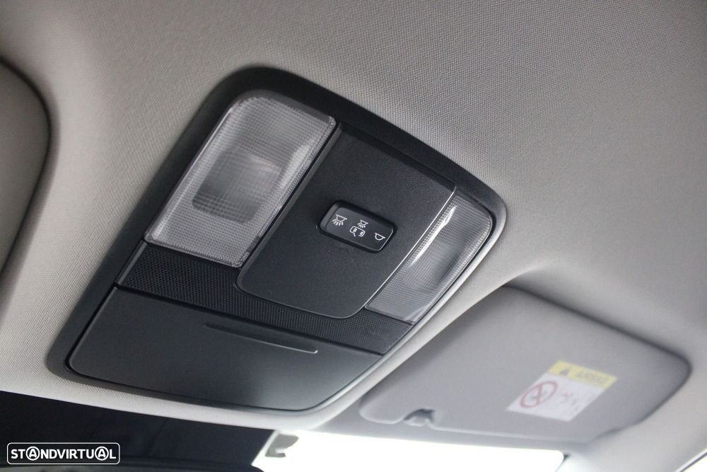 Kia XCeed 1.6 GDi PHEV Drive — fotografia 33