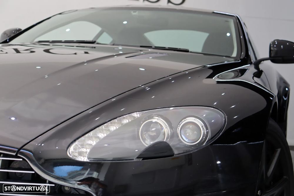 Aston Martin Vantage Coupe V8 Sportshift - 26