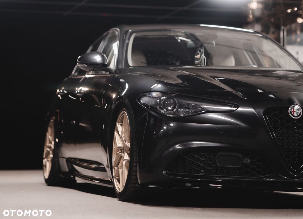 Alfa Romeo Giulia 2.0 Turbo Super - 1