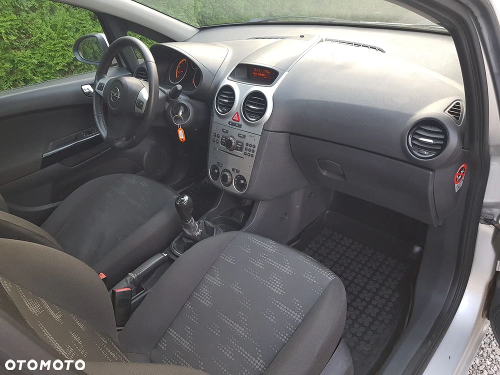 Opel Corsa - 19
