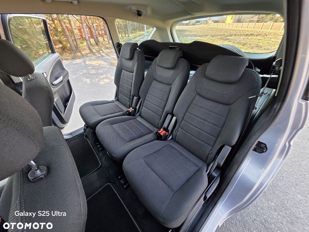 Ford S-Max 2.0 TDCi DPF Titanium - 12