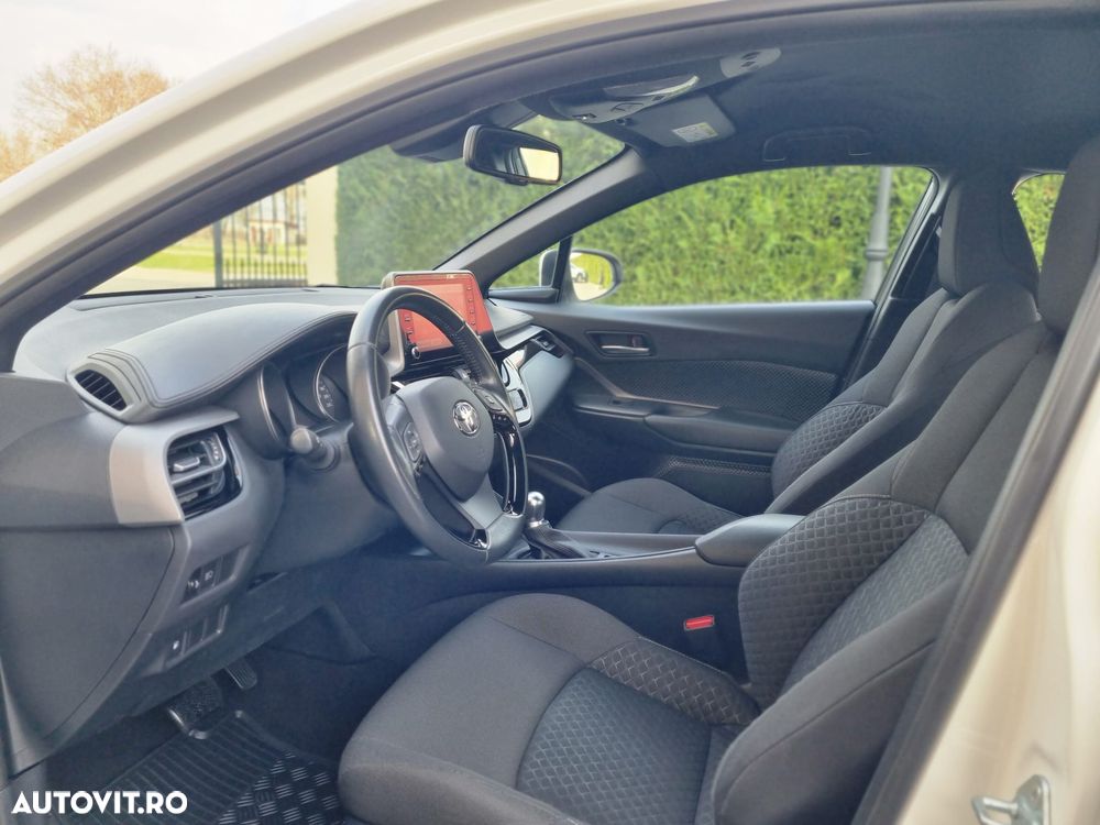 Toyota C-HR Style Selection - 26