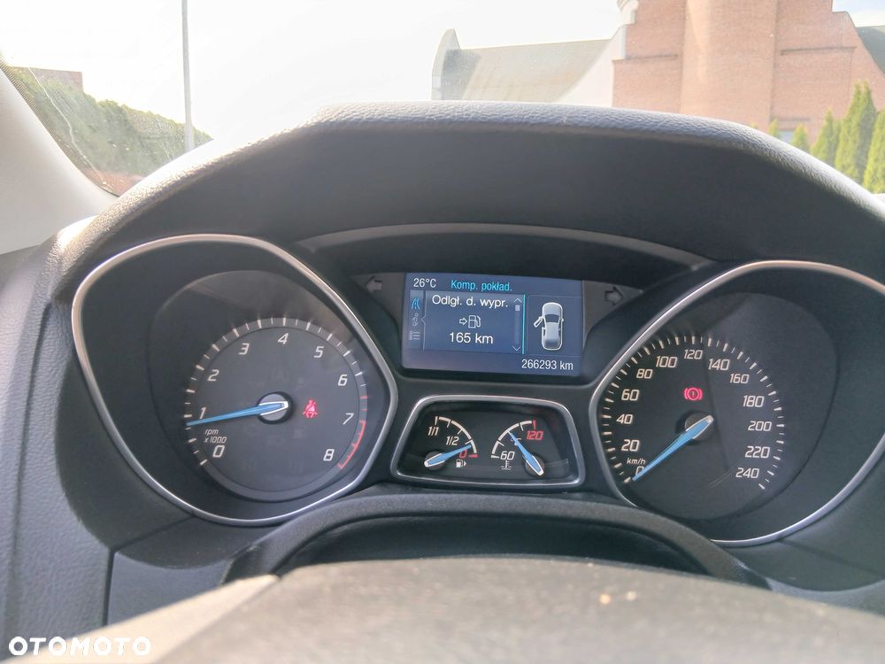 Ford Focus - 8