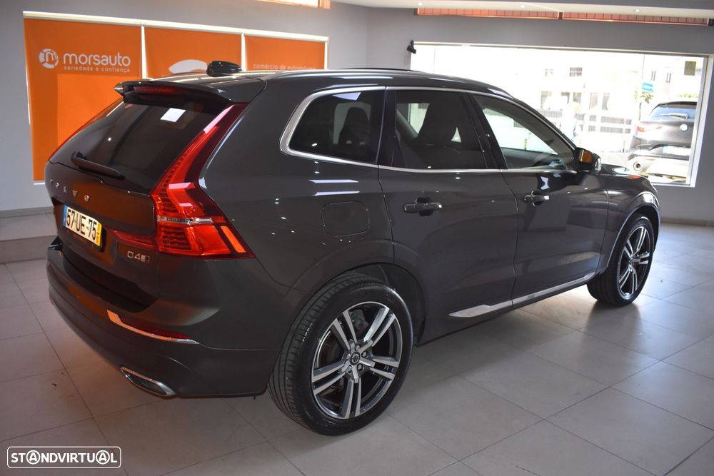 Volvo XC 60 2.0 D4 Inscription AWD Geartronic - 11