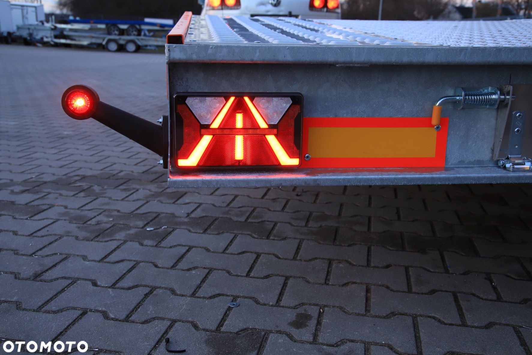 Niewiadów upiter 4.5 X 1.95 NB wypełnienie alu ryfel koła 195r13c Felga Aluminiowa - 16