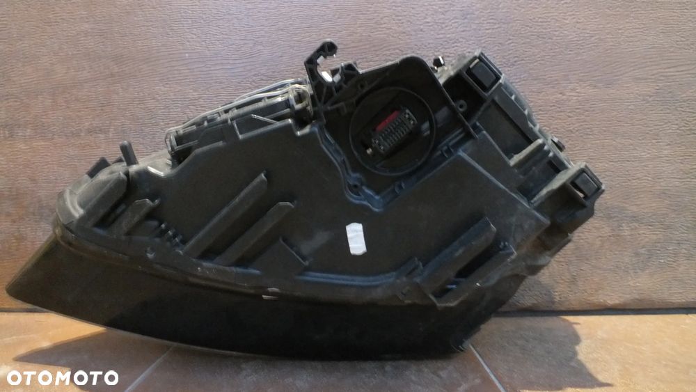 Xenon prawy Audi Q5 - 7
