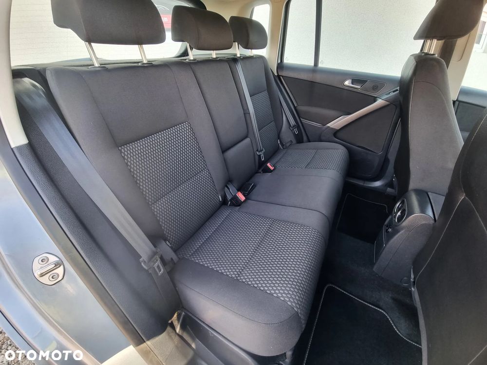Volkswagen Tiguan - 10
