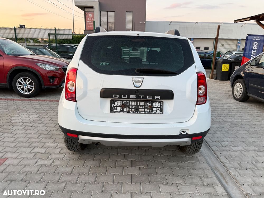 Dacia Duster 1.6 16V 4x2 Prestige - 9
