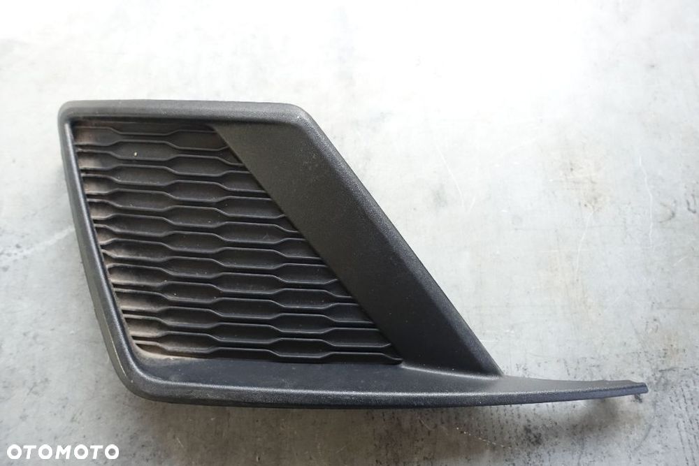 KRATKA ZDERZAKA PRAWA LEWA  IBIZA V 6F0 - 2