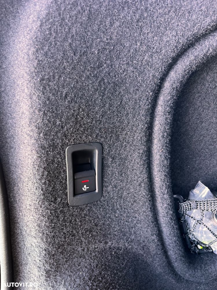 Audi A4 2.0 TDI ultra S tronic - 18