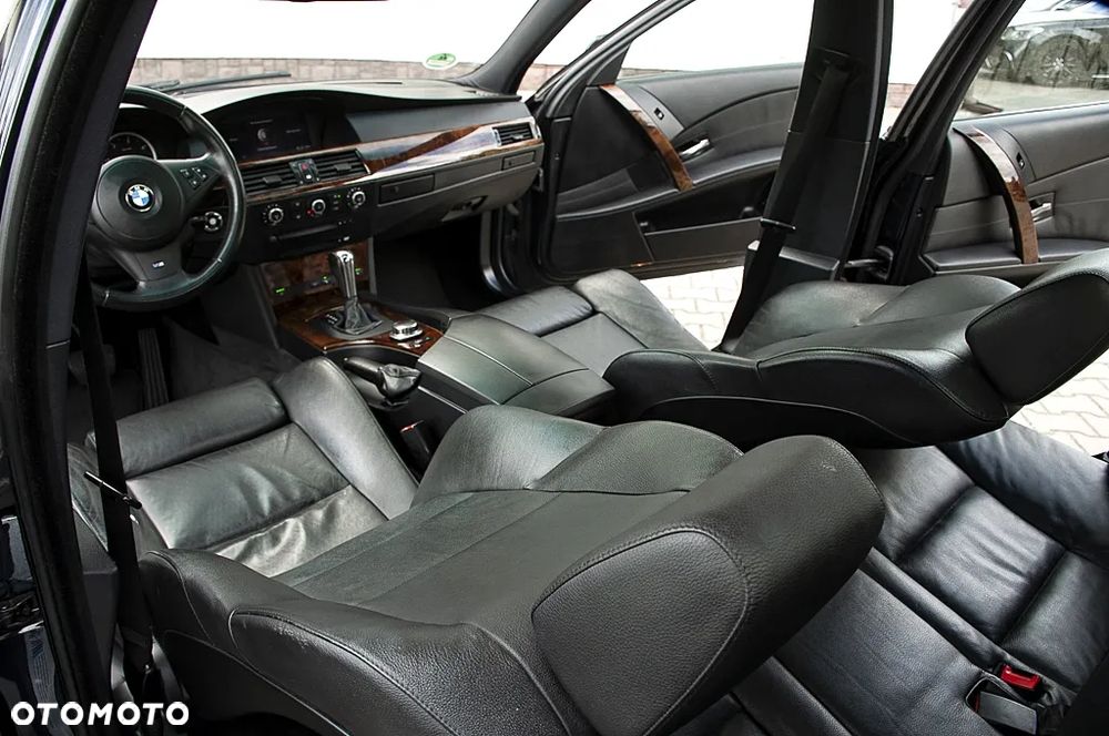 BMW Seria 5 530d - 28