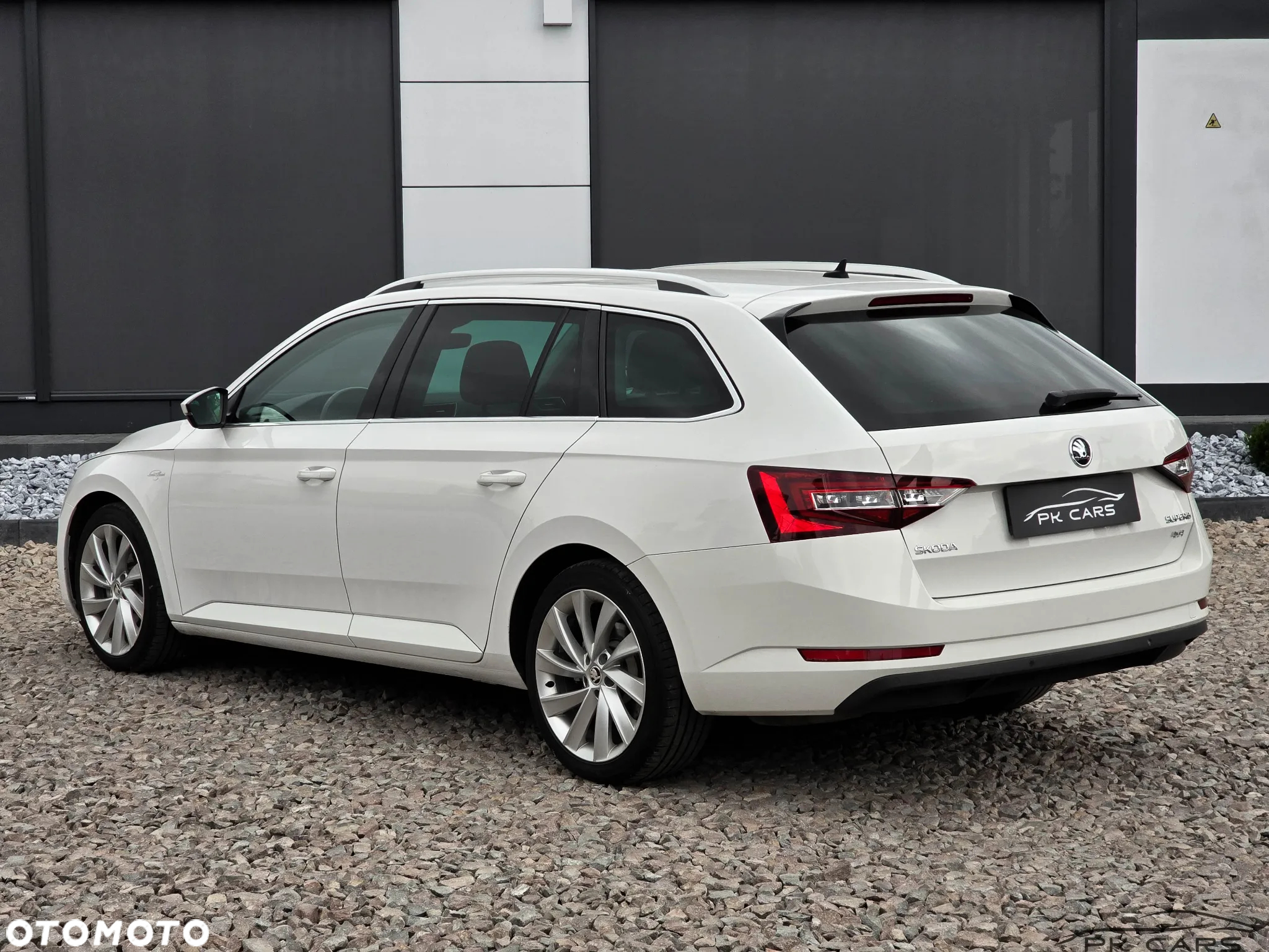 Skoda Superb Combi 2.0 TDI 4x4 DSG L&K - 21