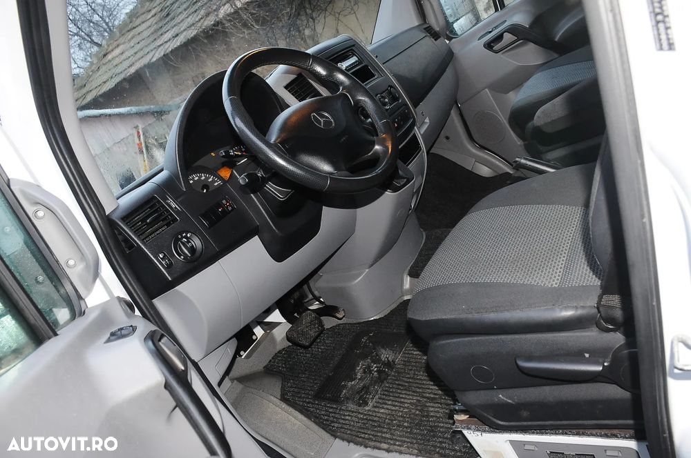 Mercedes-Benz Sprinter - 5
