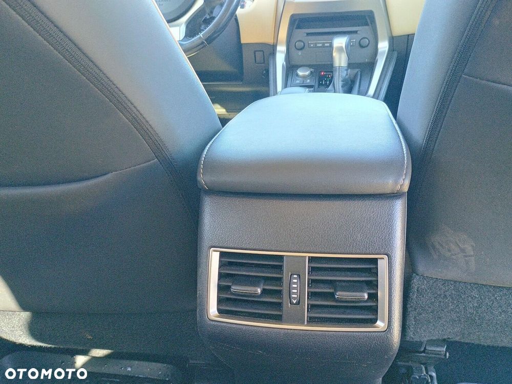 Lexus NX 300h Comfort AWD - 14